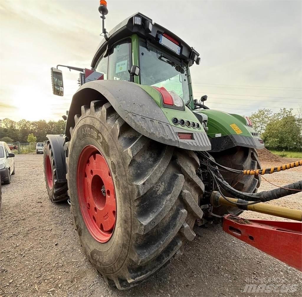 Fendt 1050 Traktorji
