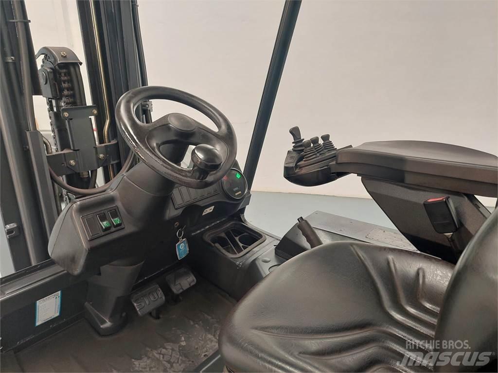 Still RX60 50 Električni viličarji