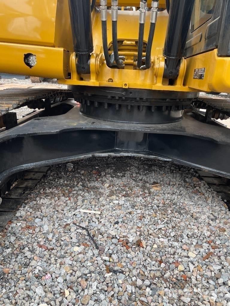 CAT 323GX Midi bagri 7t – 12t