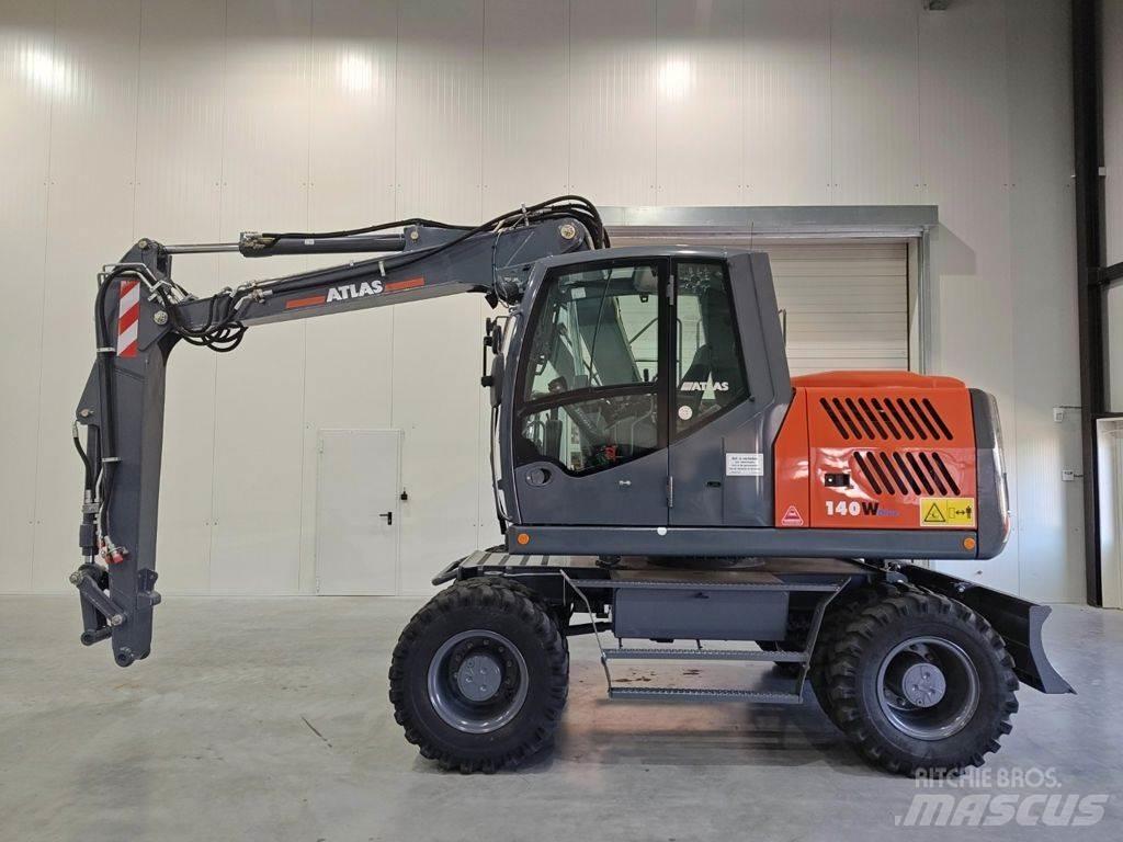 Atlas 140W Bagri na kolesih