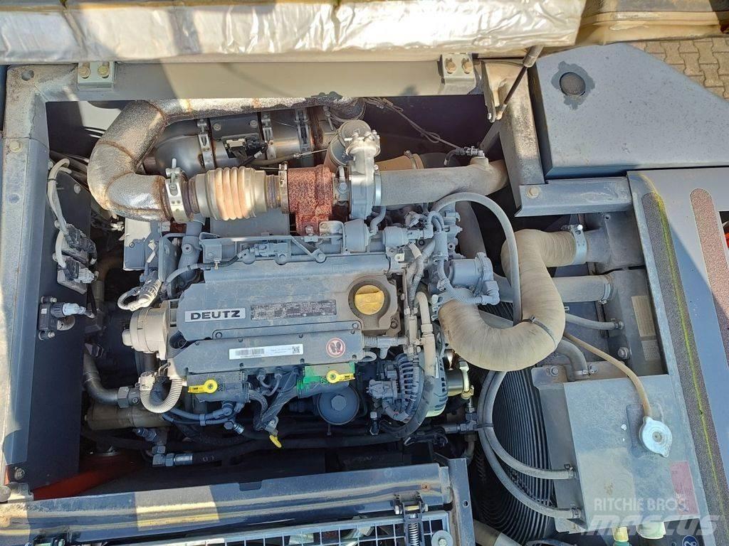 Atlas 140W Bagri na kolesih