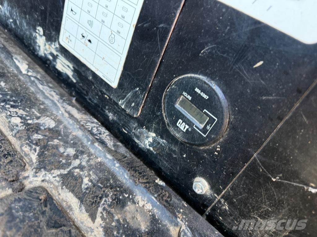 CAT 308 E 2 CR Midi bagri 7t – 12t