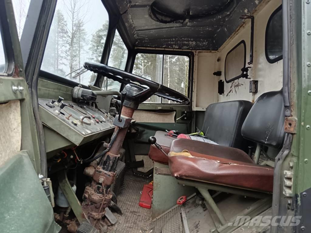 Sisu Proto A-45 Tovornjaki s ponjavo