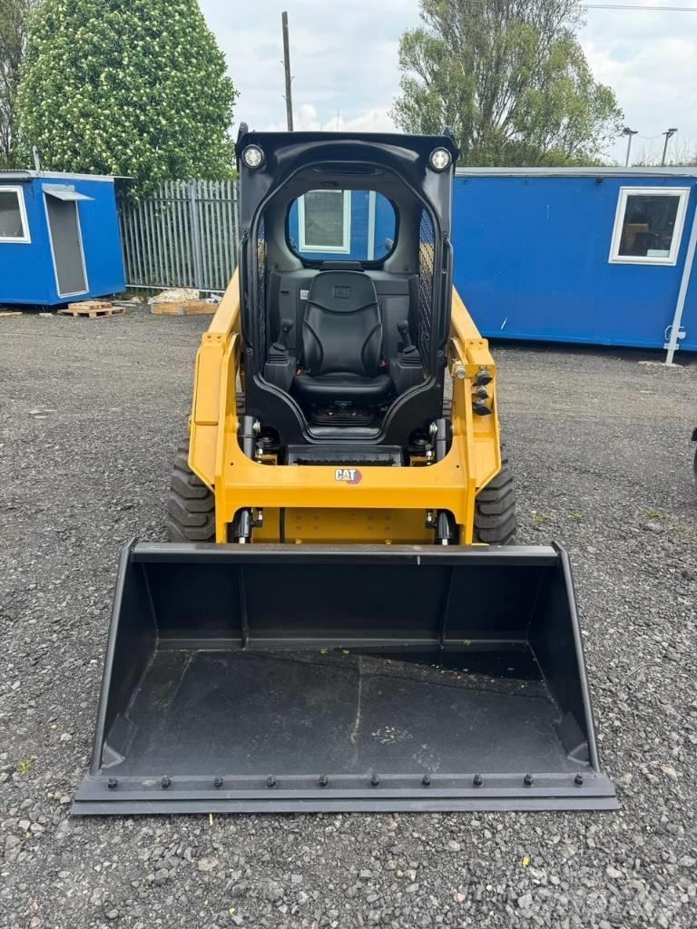 CAT 226D3 Skid steer mini nakladalci