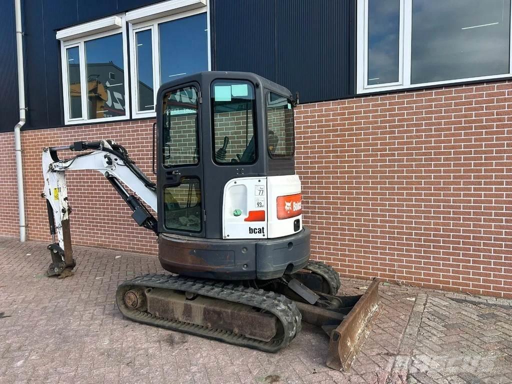 Bobcat E26 Mini bagri <7t