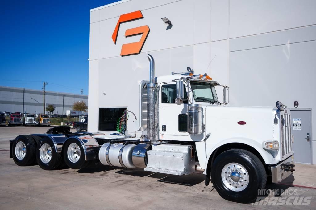 Peterbilt 388 Vlačilci