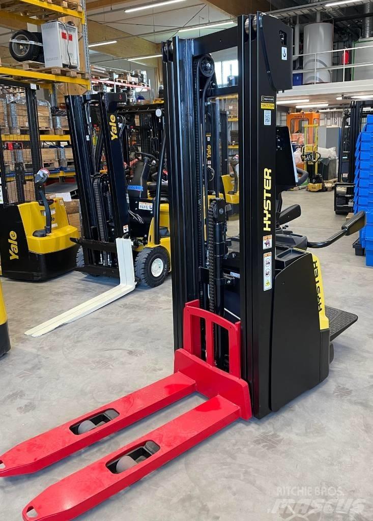Hyster S1.2S Samopogonski ročni viličarji