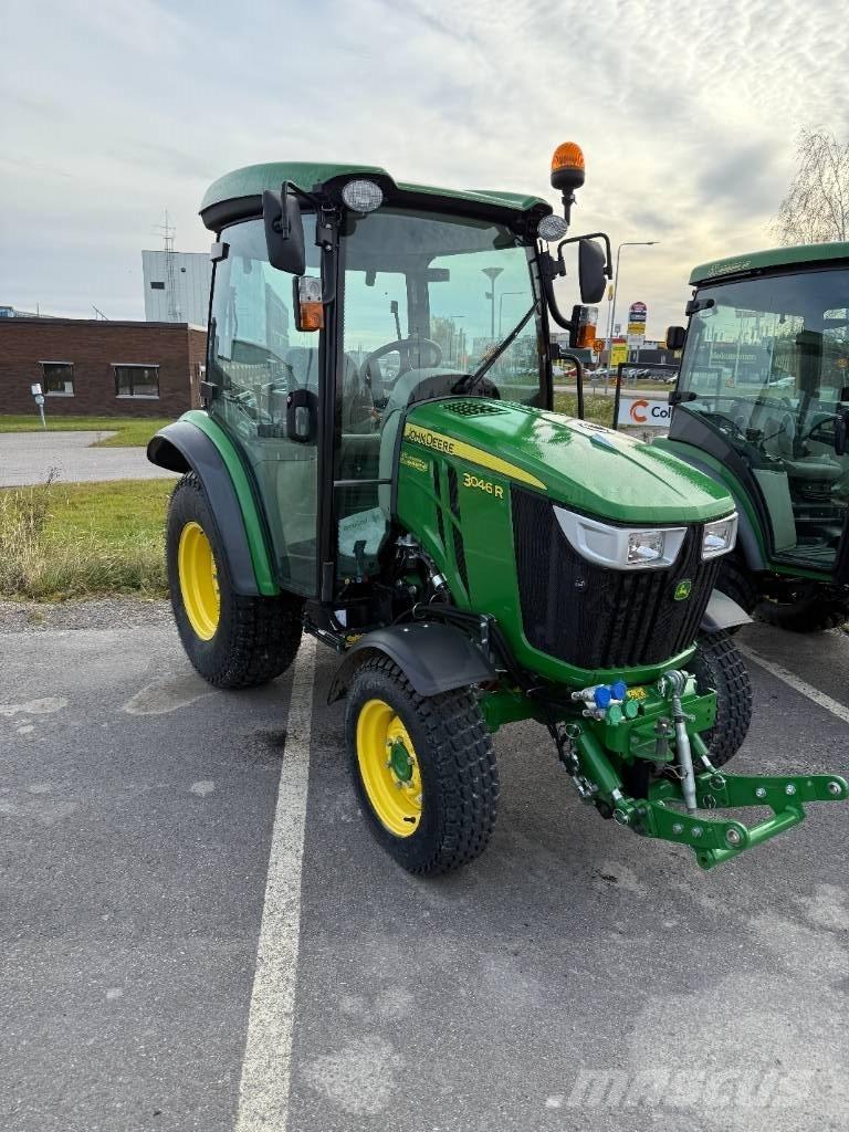 John Deere 3046 R Manjši traktorji