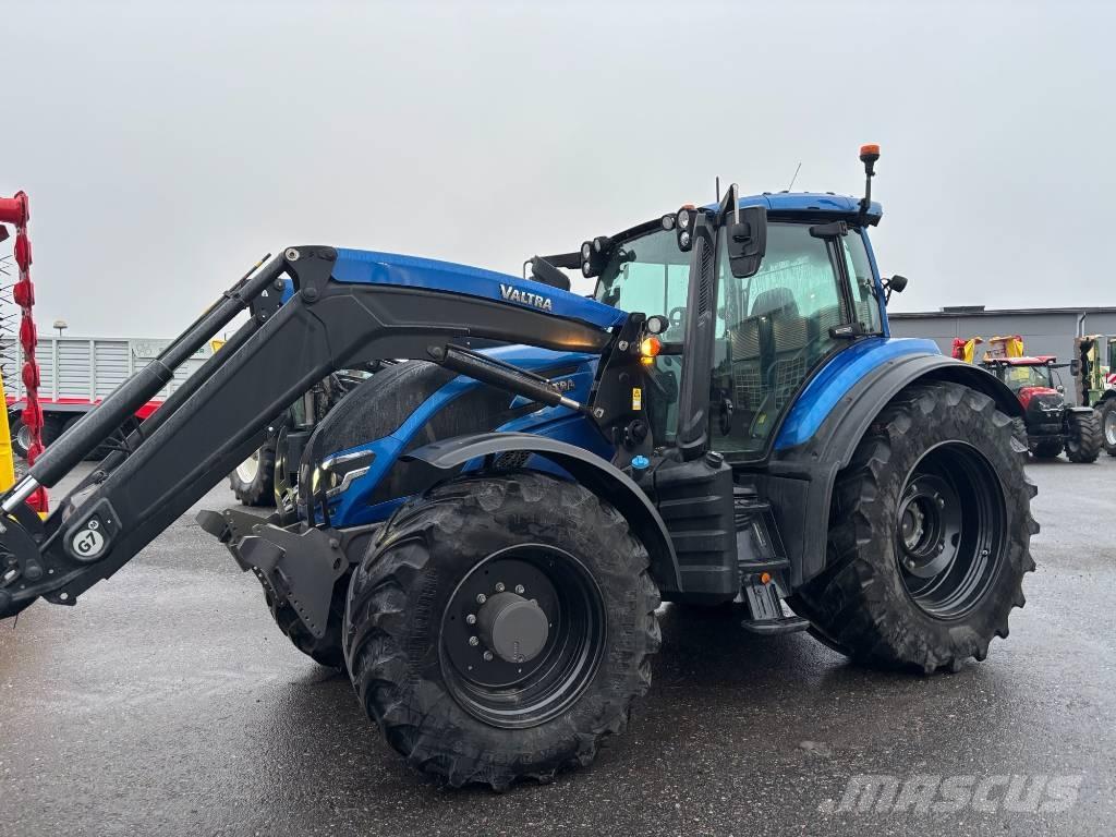 Valtra T 235 Direct Traktorji