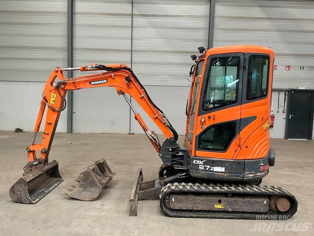 Doosan DX 27 Z Mini bagri <7t