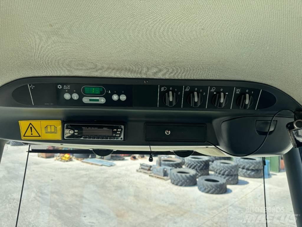 CLAAS Jaguar 830 Stroji za krmo na lastni pogon
