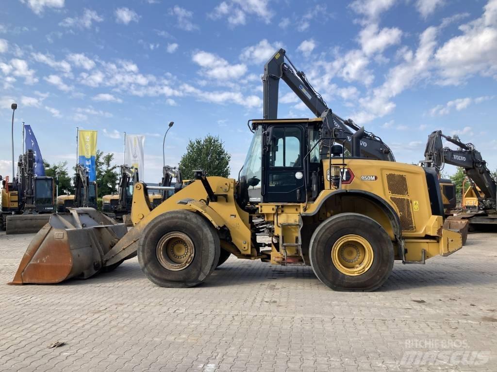 CAT 950 M Kolesni nakladalci