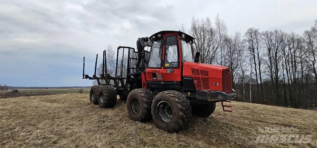 Komatsu 845 Forwarderji