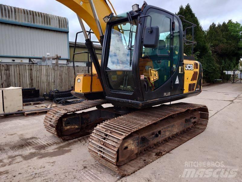 JCB JS 130 LC Bagri goseničarji