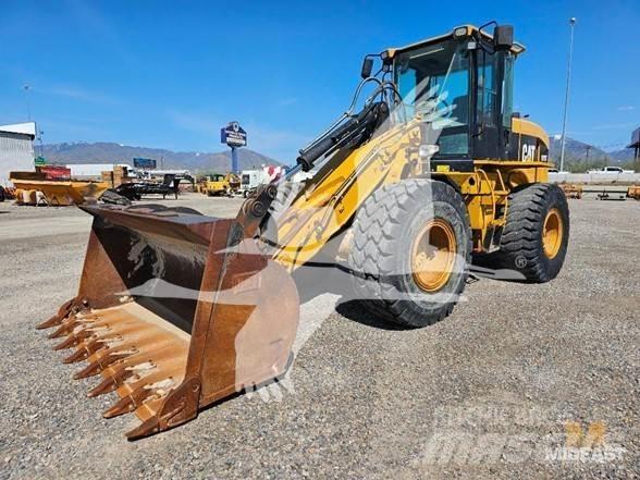 CAT 930G Kolesni nakladalci