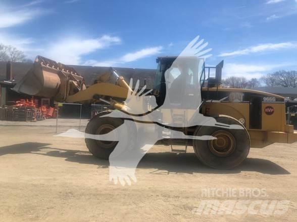 CAT 966G Kolesni nakladalci
