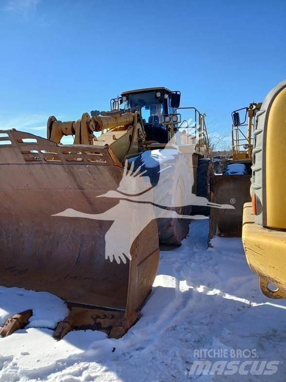 CAT 988H Kolesni nakladalci