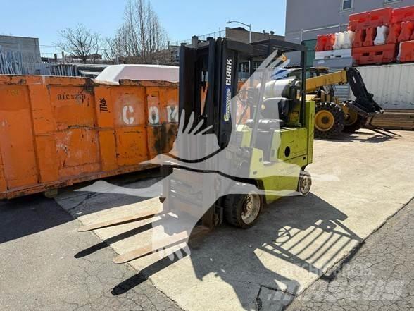 Clark C500S80 Dizelski viličarji
