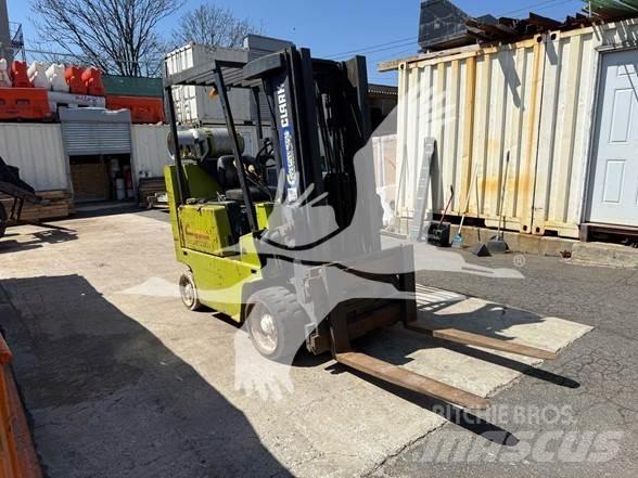 Clark C500S80 Dizelski viličarji