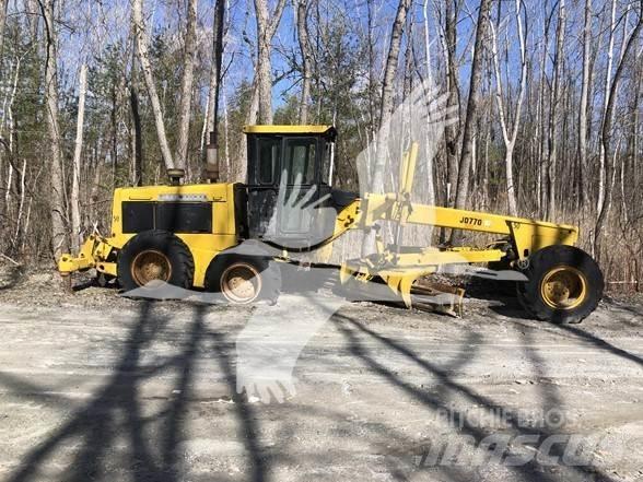 John Deere 770 Grederji