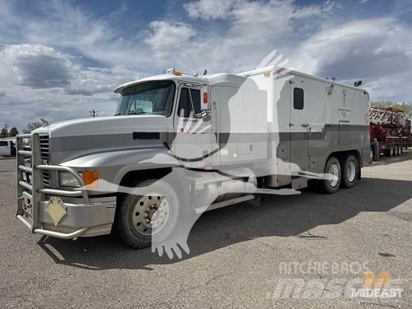 Mack CH613 Drugo