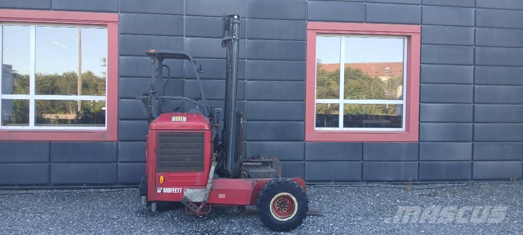 Moffett M5 25.3 NX Dizelski viličarji