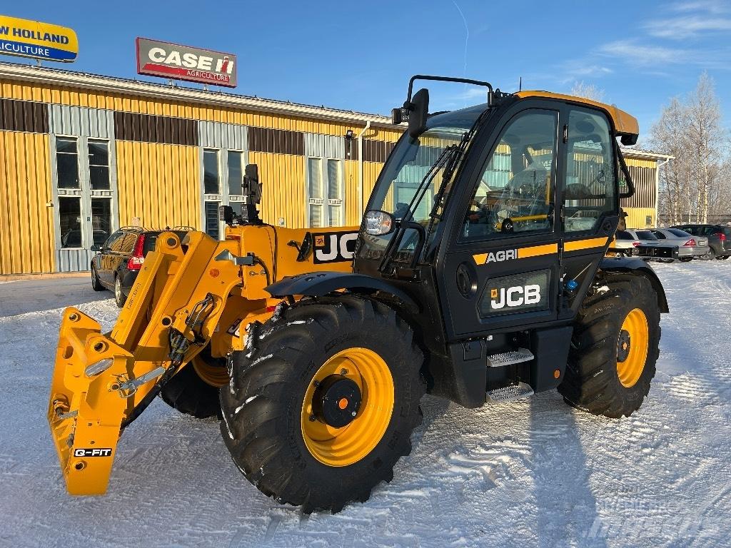 JCB 538-70 Kmetijski teleskopski nakladalci