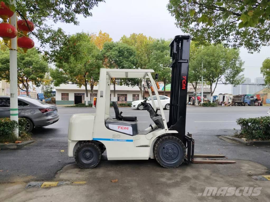 TCM 3t Dizelski viličarji