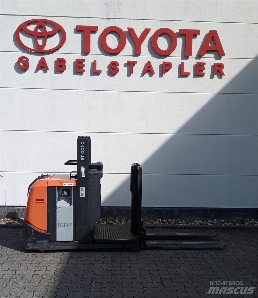 Toyota OSE100 Električni nizko dvižni viličar s stojiščem