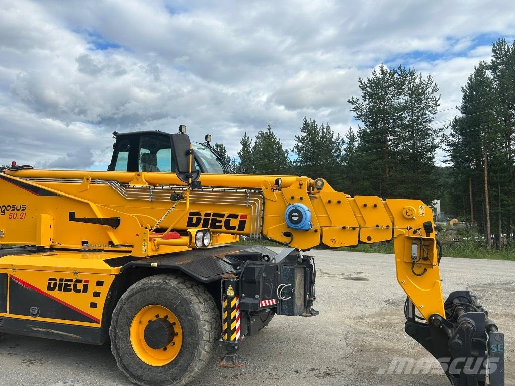 Dieci PEGASUS 5.21 Teleskopski viličarji