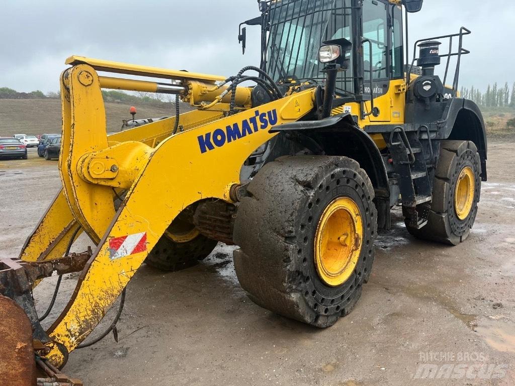 Komatsu WA380-8E0 Kolesni nakladalci