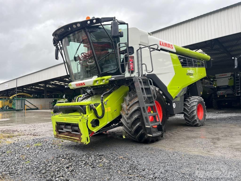 CLAAS Lexion 5400 Kombajni