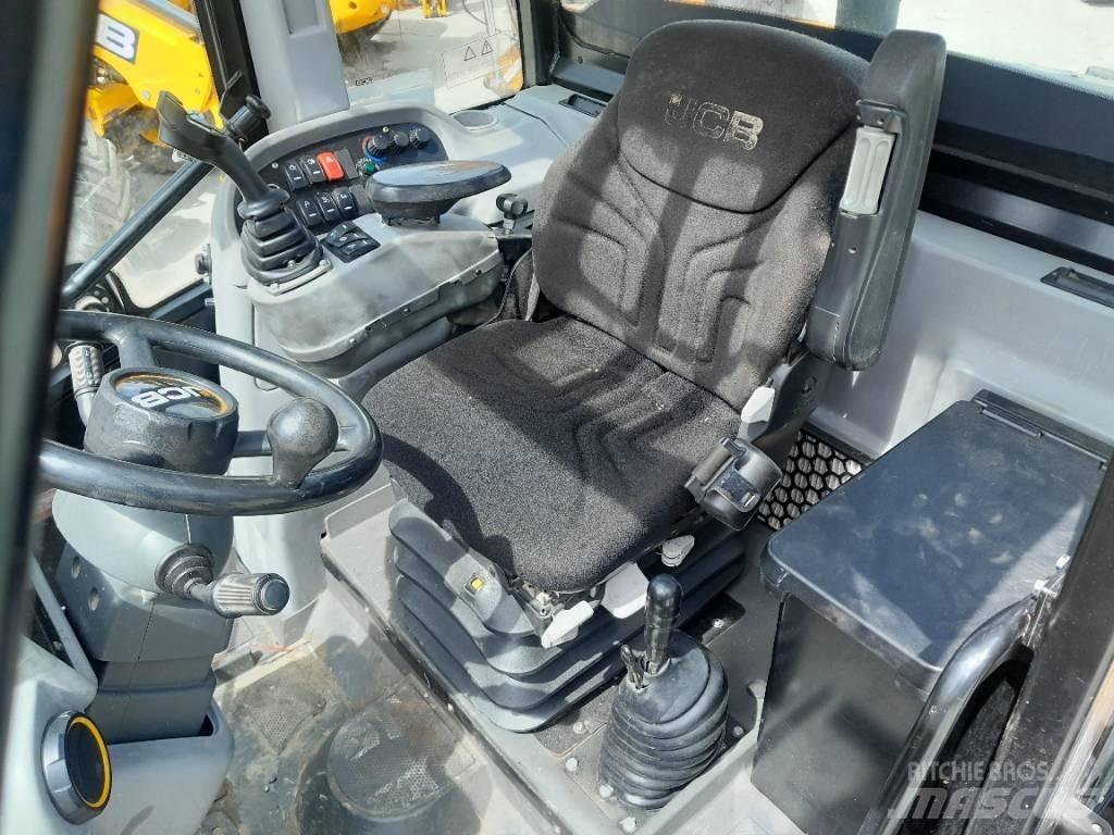 JCB TM 320 Kmetijski teleskopski nakladalci