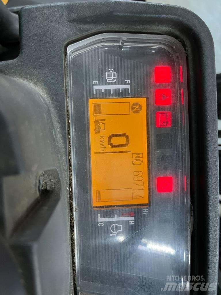 CAT DP 30 N Dizelski viličarji