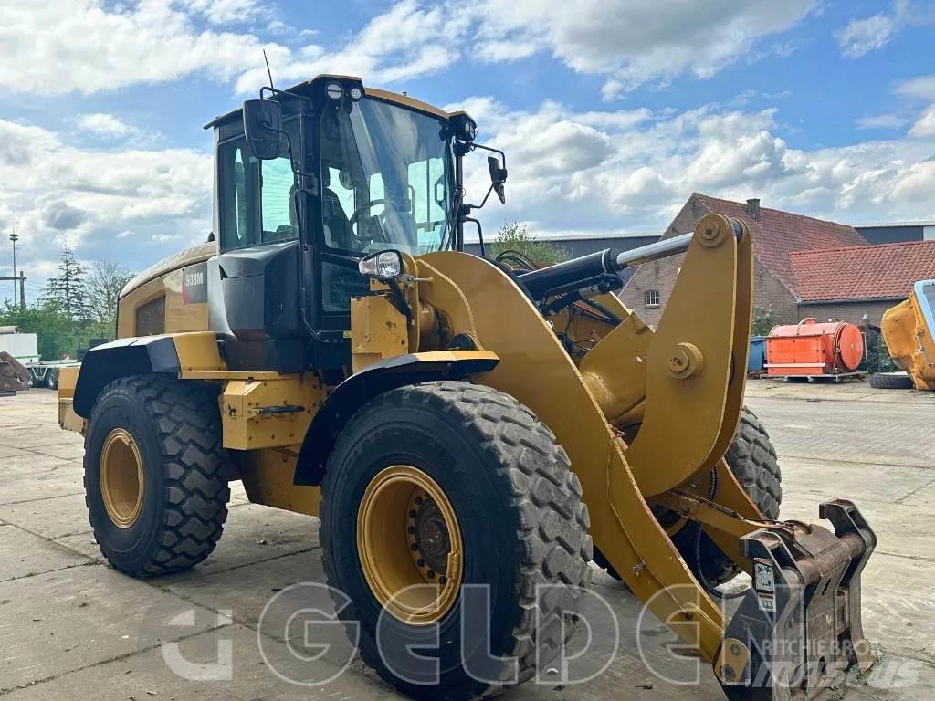 CAT 938M Kolesni nakladalci
