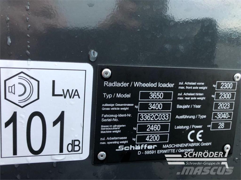 Schäffer 3650 Mini nakladalci