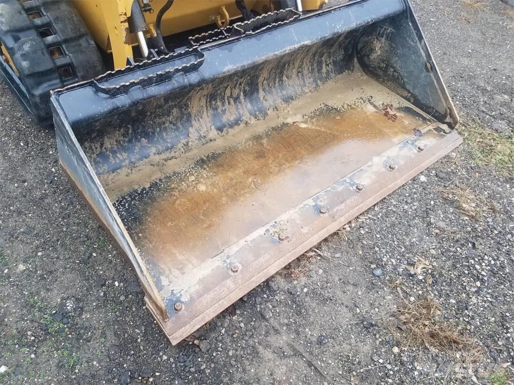 CAT 249D Skid steer mini nakladalci