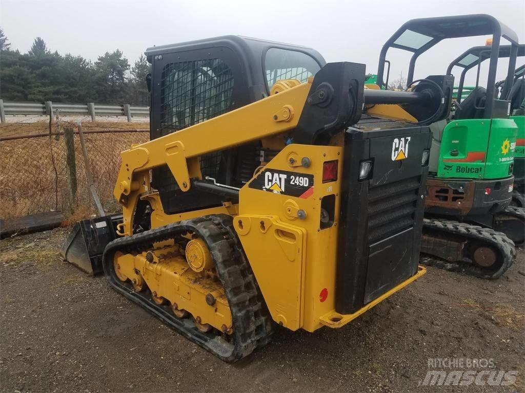 CAT 249D Skid steer mini nakladalci