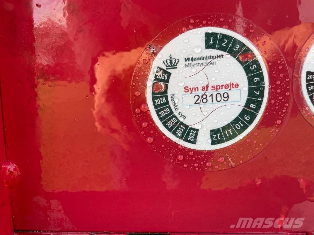 Hardi 12m LY 1000 Montirane škropilnice