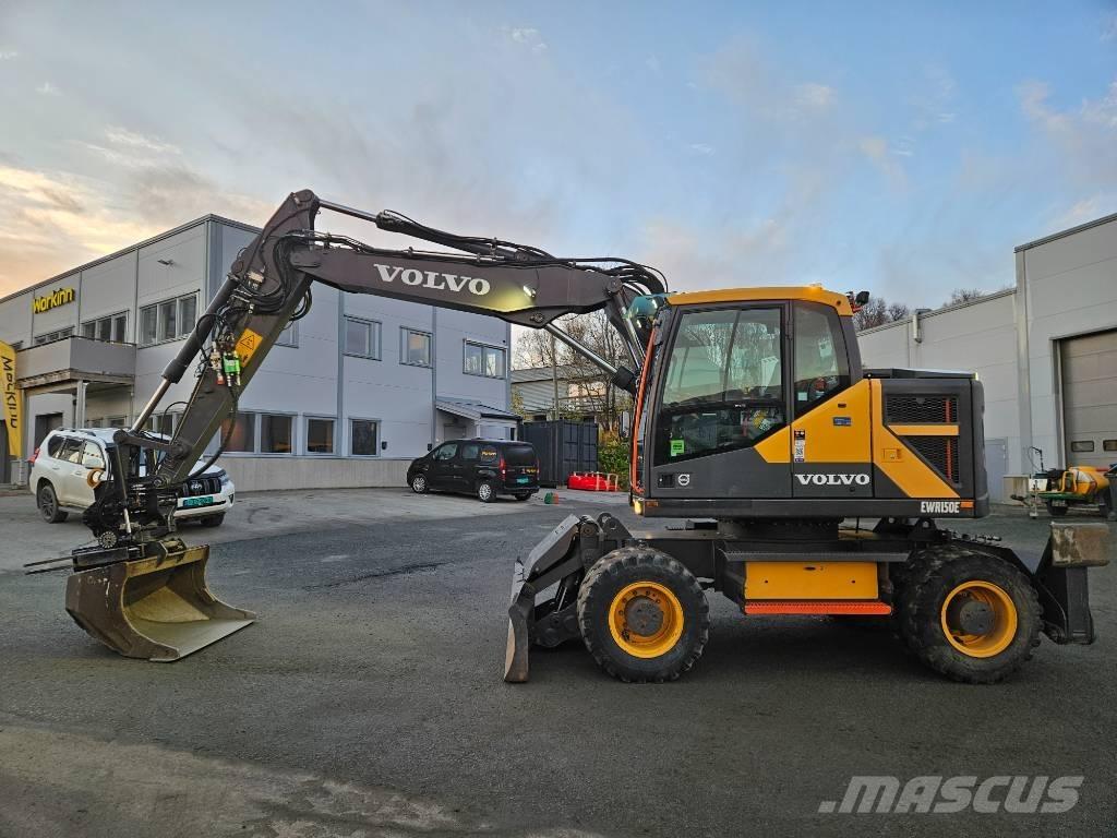 Volvo EWR 150 Bagri na kolesih