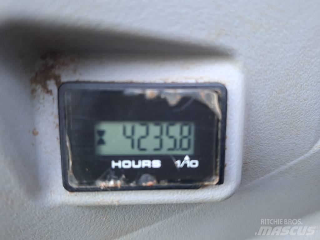 Kobelco SK85MSR-7 Midi bagri 7t – 12t