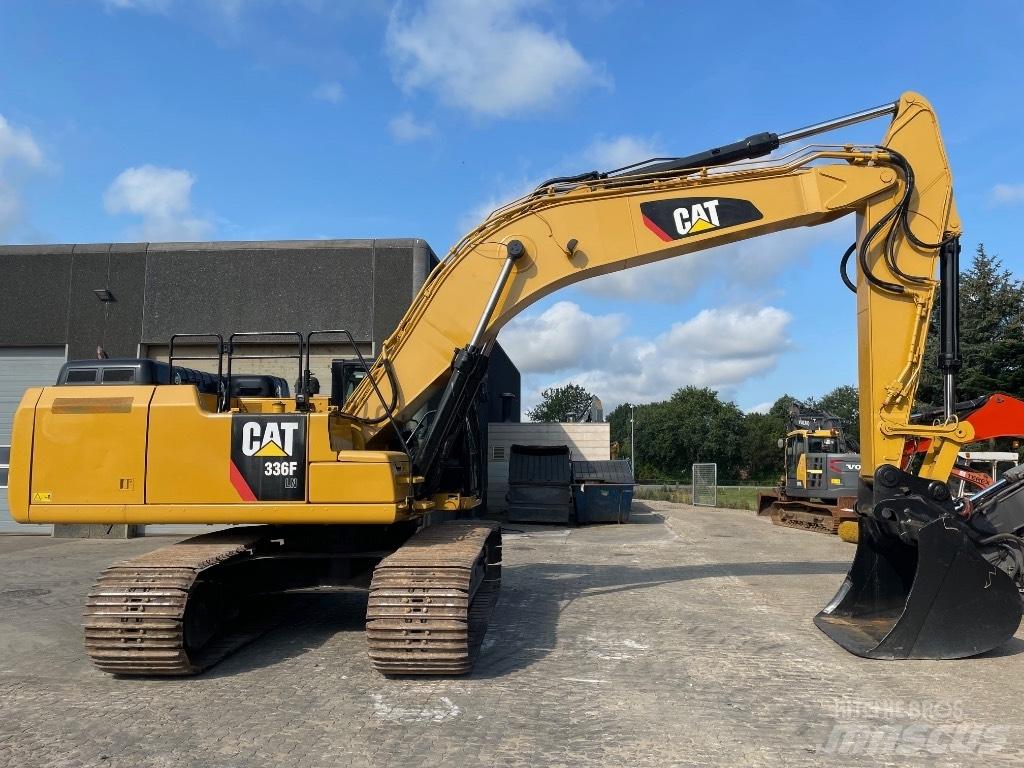 CAT 336F Bagri goseničarji
