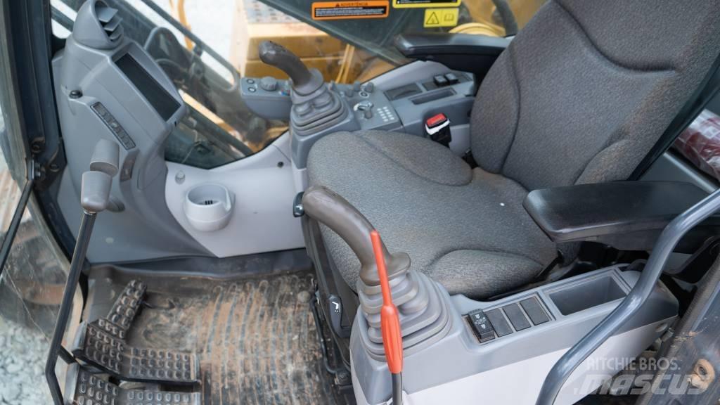 John Deere 210 G Bagri goseničarji