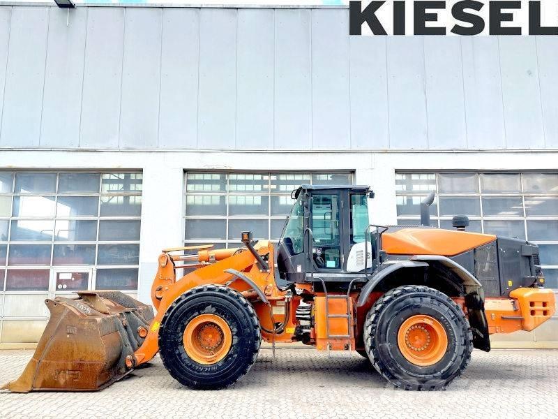 Hitachi ZW 310-6 Kolesni nakladalci