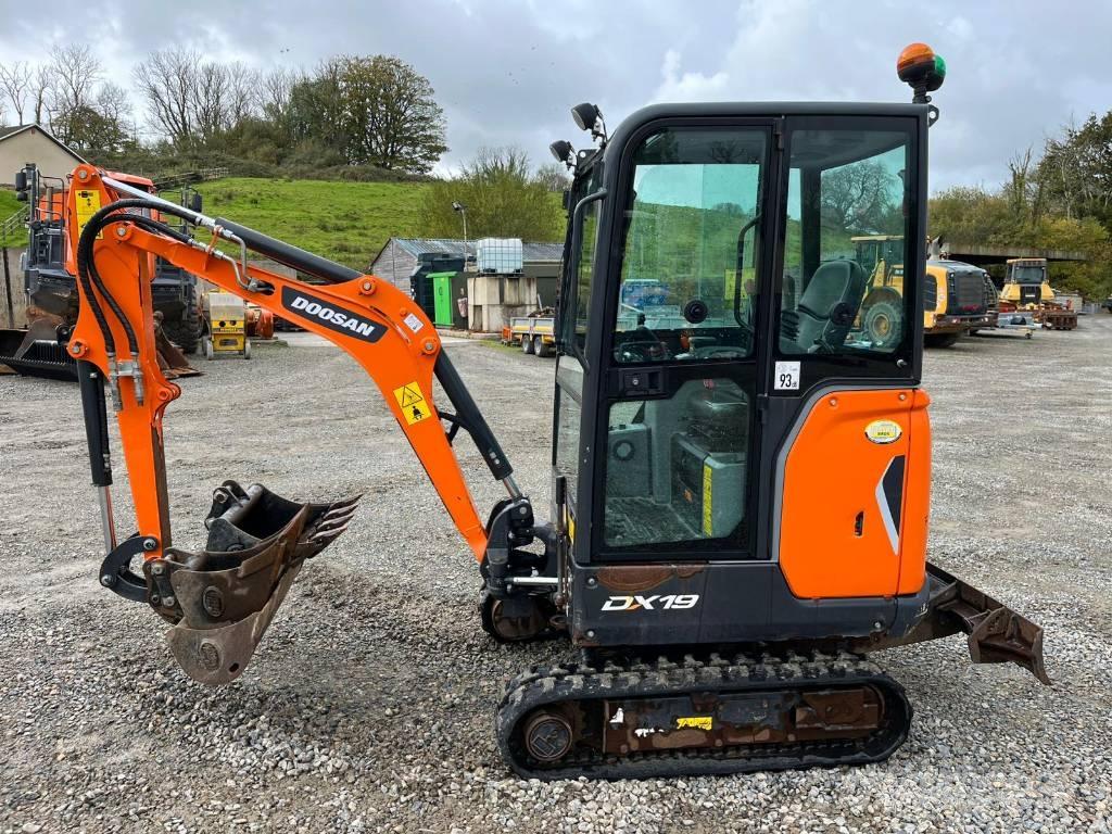 Doosan DX 19 Mini bagri <7t