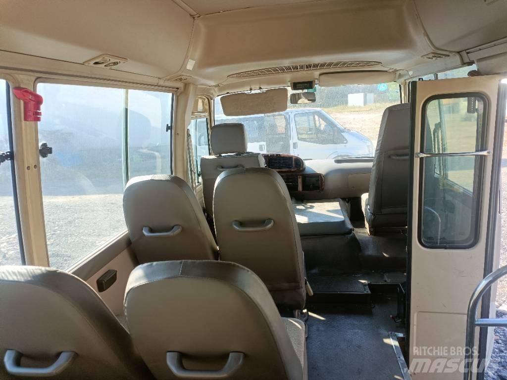 Toyota Coaster Medkrajevni avtobusi