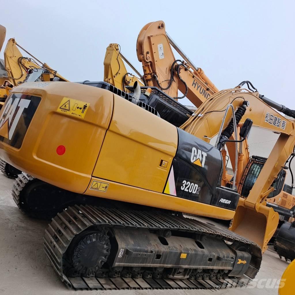 CAT 320 D2L Bagri goseničarji