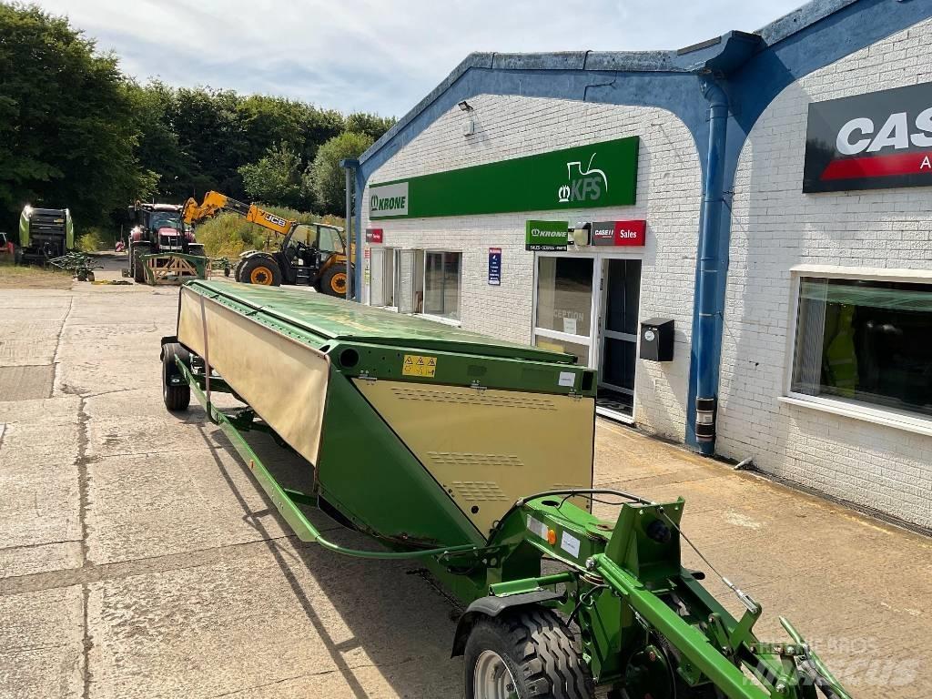 Krone XDisc 6200 Stroji za krmo na lastni pogon