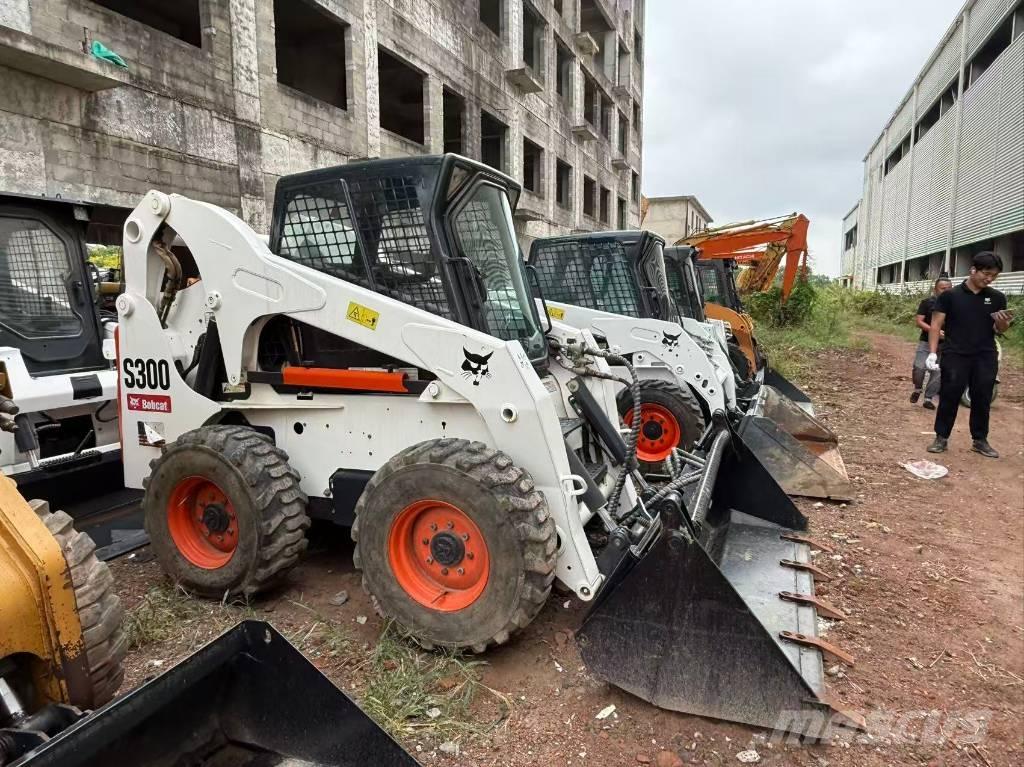 Bobcat S 300 Skid steer mini nakladalci