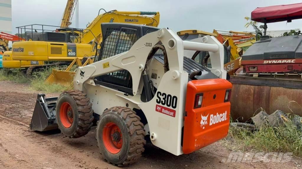 Bobcat S 300 Skid steer mini nakladalci